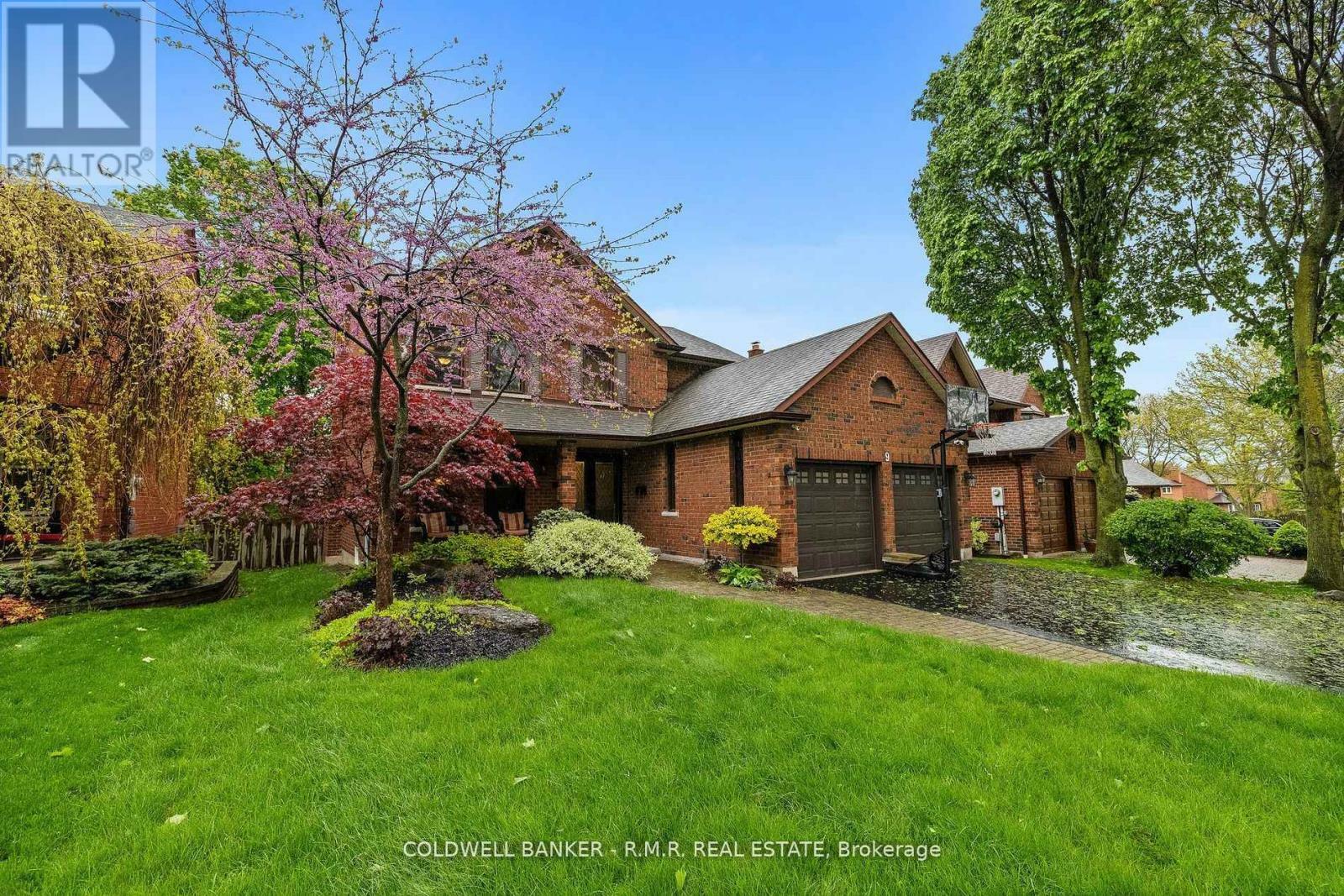 Property Photo: 9 O'Connor Drive ON L1N 7X7