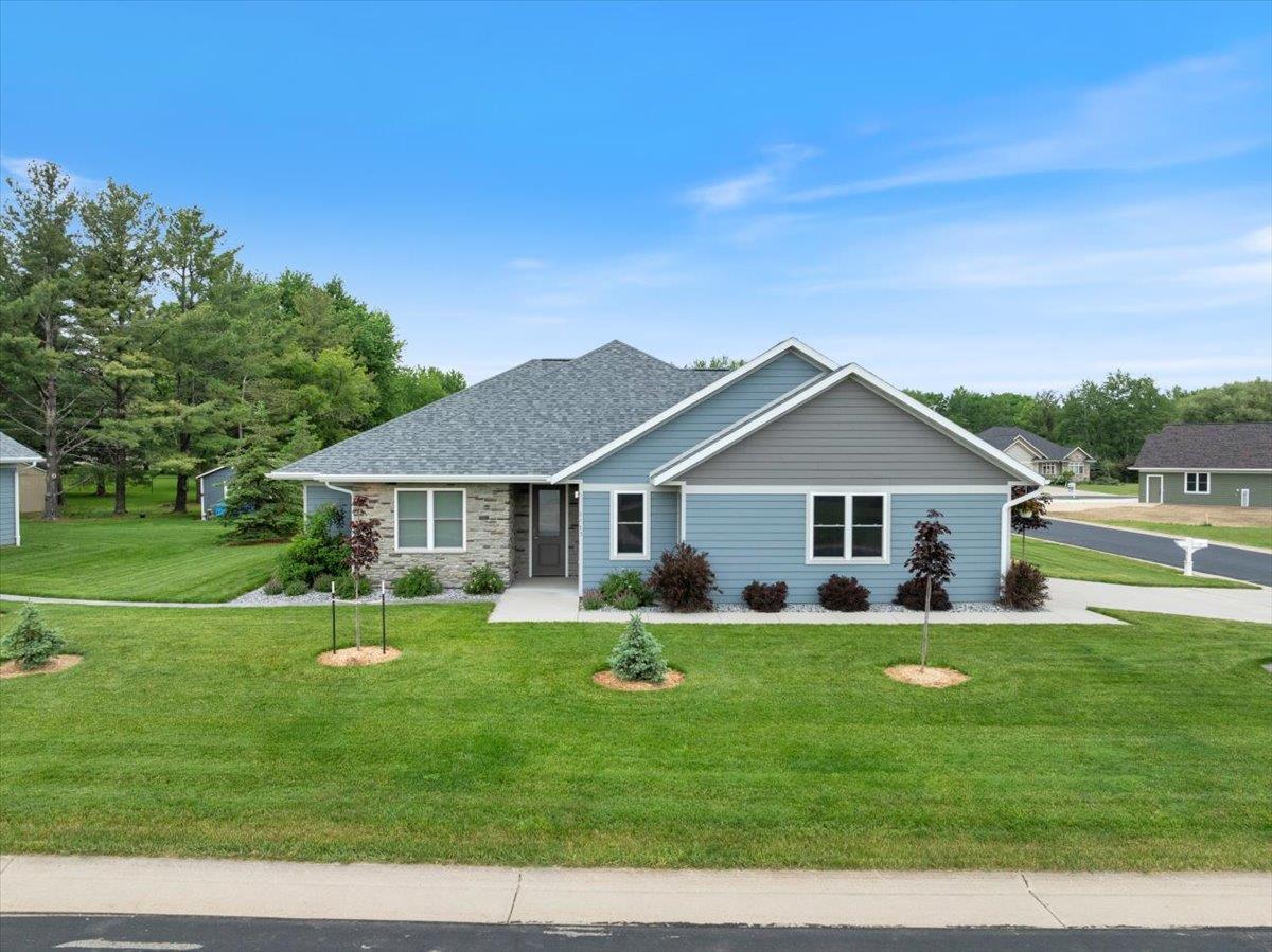 Property Photo:  1415 East 20th Street  WI 54449 