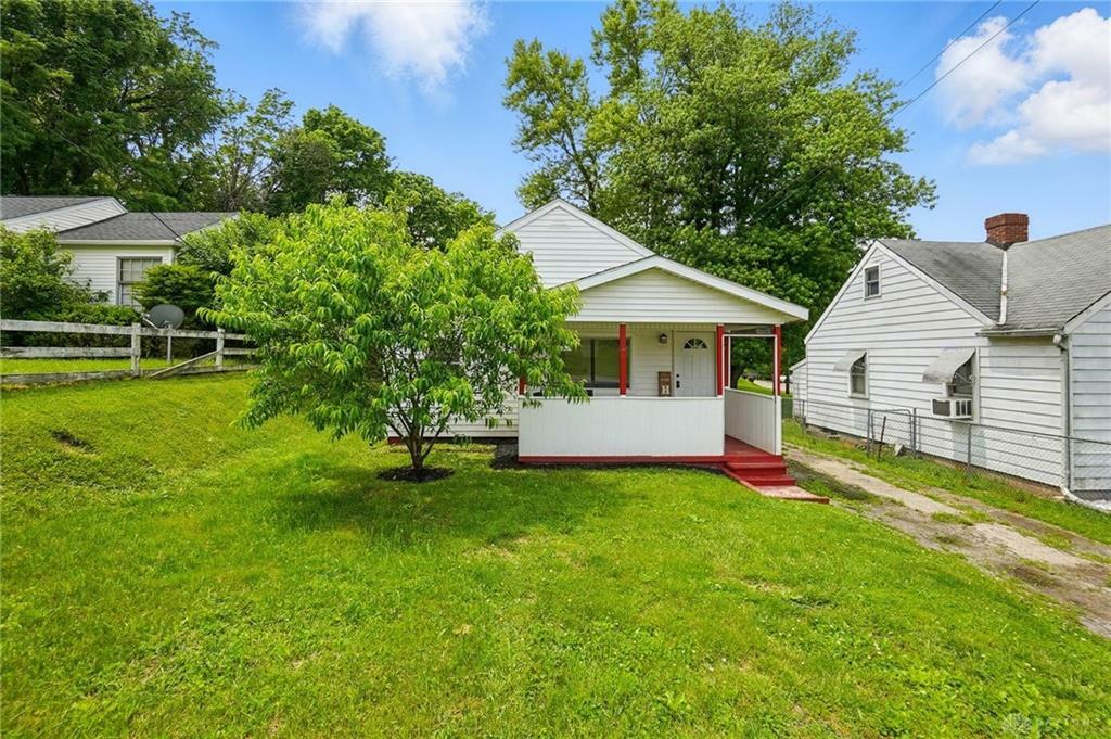 Property Photo: 2718 Lagonda Avenue OH 45503