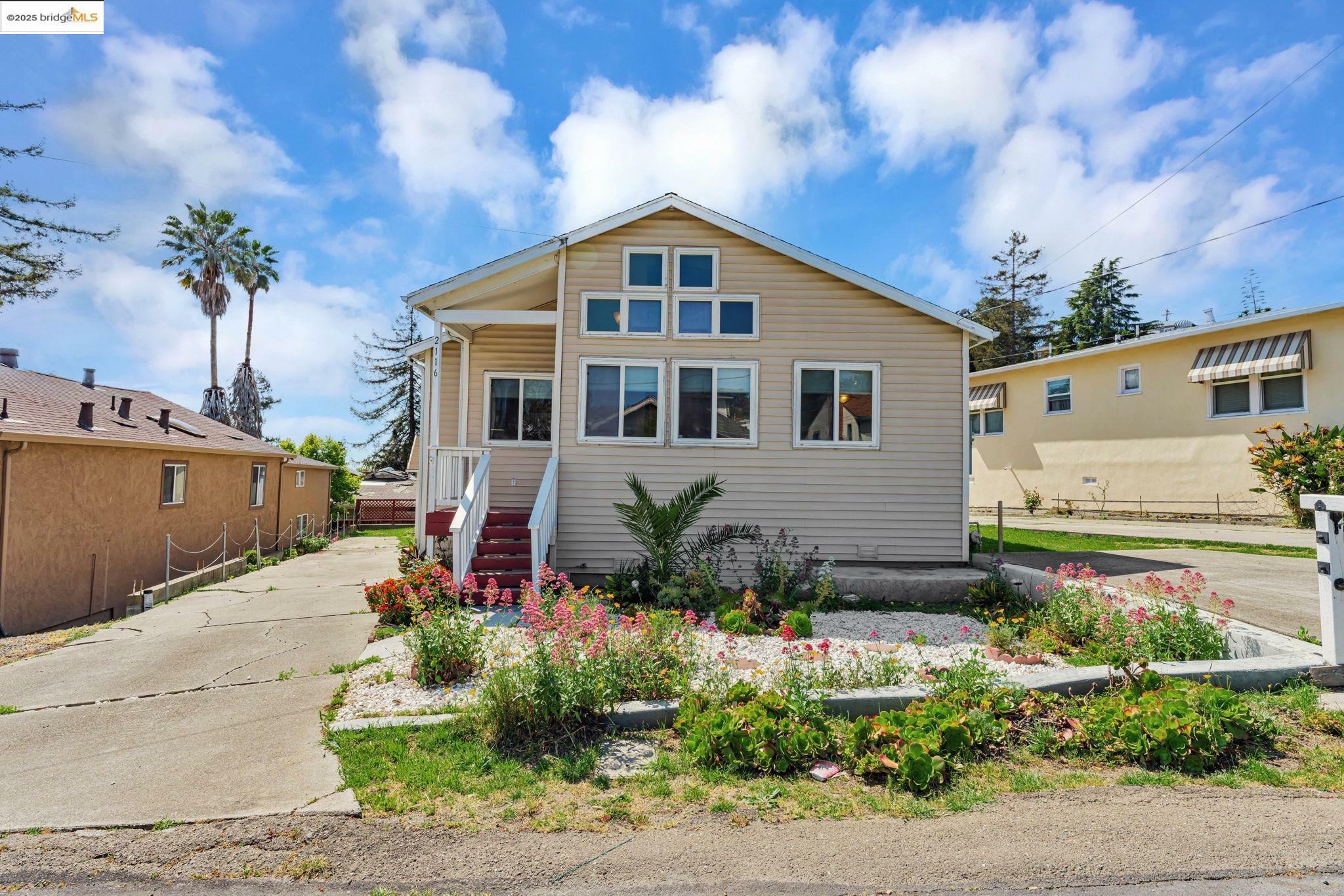 Property Photo: 2116 Luna Avenue CA 94578