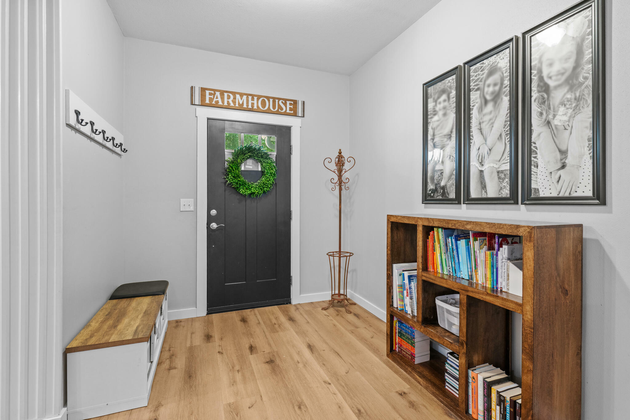 Property Photo:  319 Key Lime Place  FL 32536 