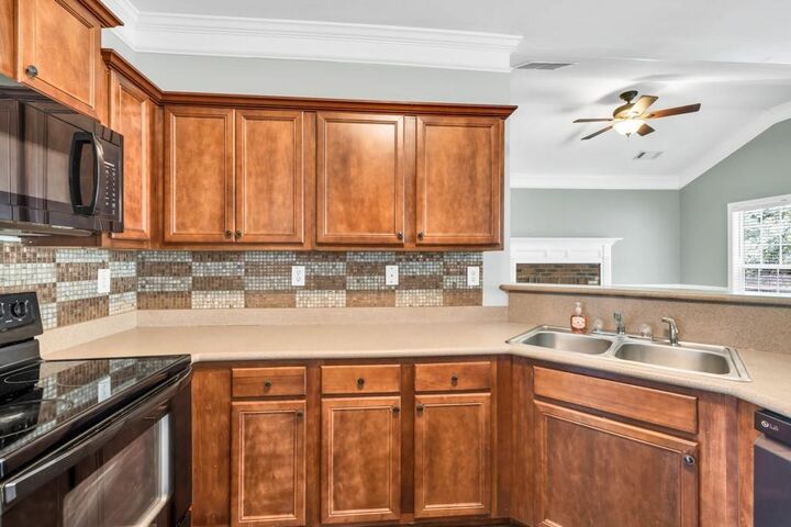 Property Photo: 4371 Shag Bark Trail GA 30507