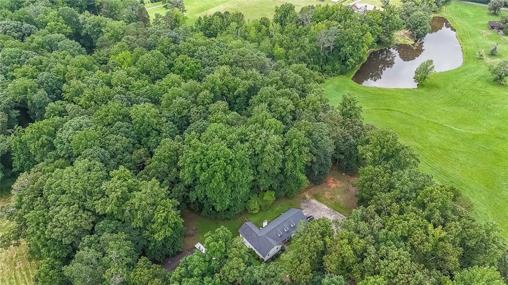 Property Photo: 527 Gaddis Road GA 30115
