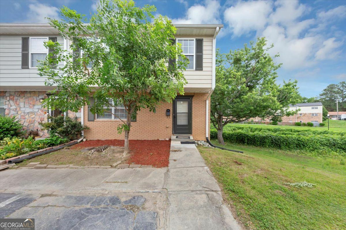 Property Photo: 4701 Flat Shoals Road Road 37H GA 30291