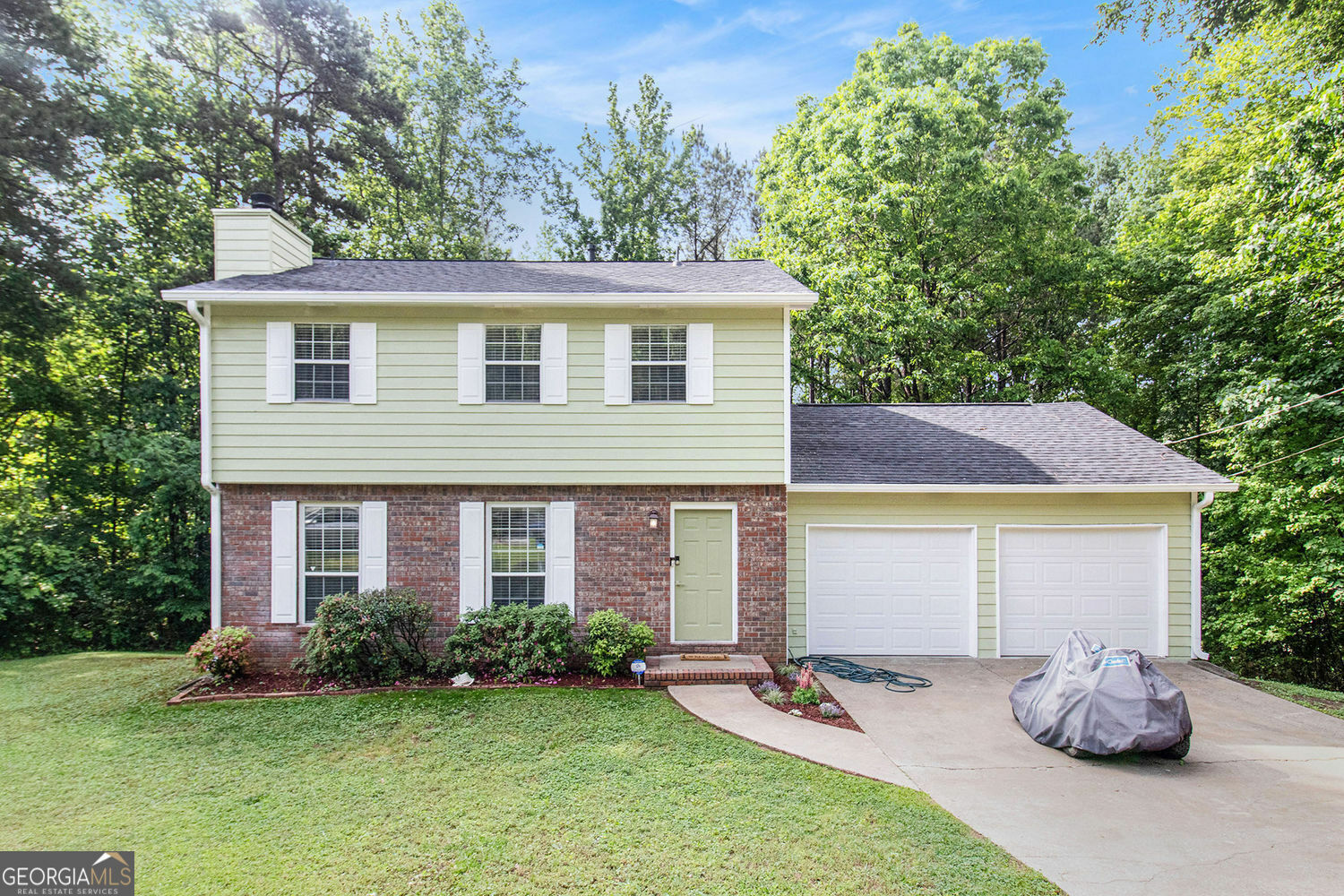 Property Photo: 2722 Spring Side Court GA 30135