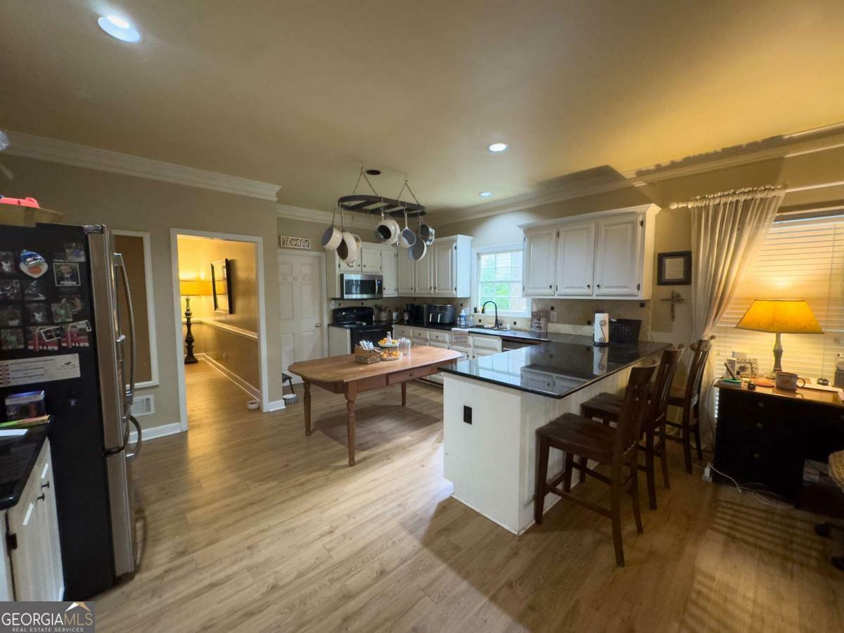 Property Photo:  330 Hughes Branch Close  GA 30004 