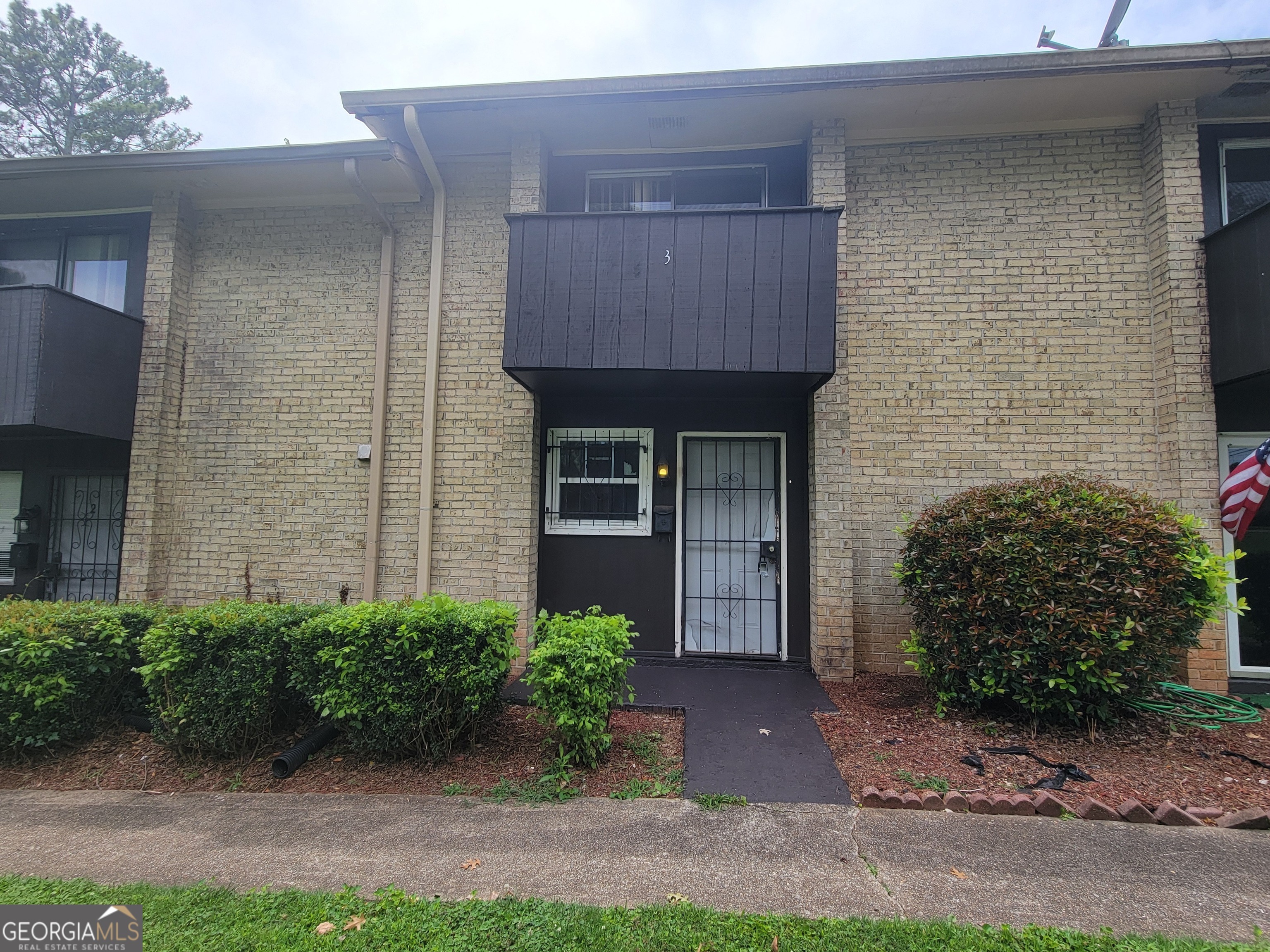 Property Photo: 1867 Myrtle Drive SW Apt 3 GA 30311