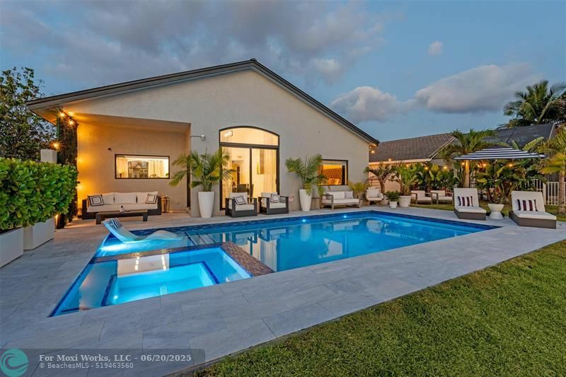 Property Photo: 226 SW 180th Ave FL 33029