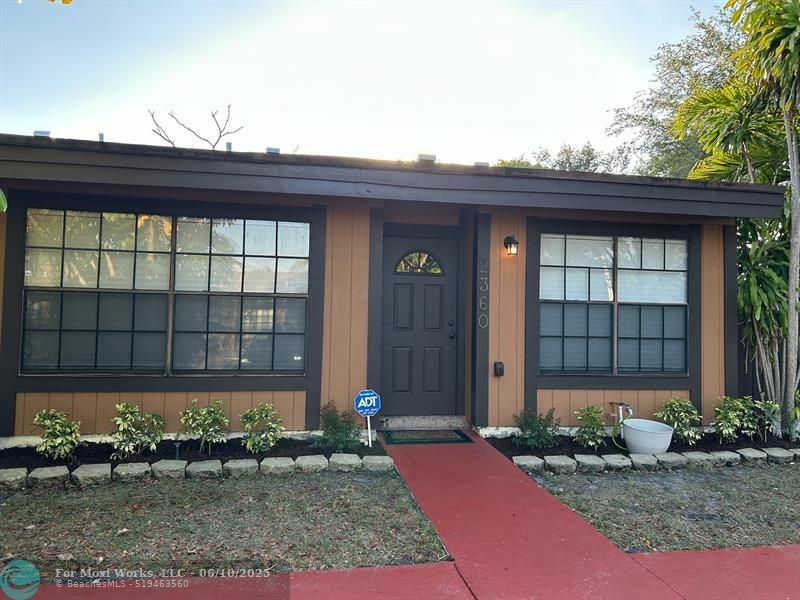 2360 Croton Ct 2630  Pembroke Pines FL 33026 photo