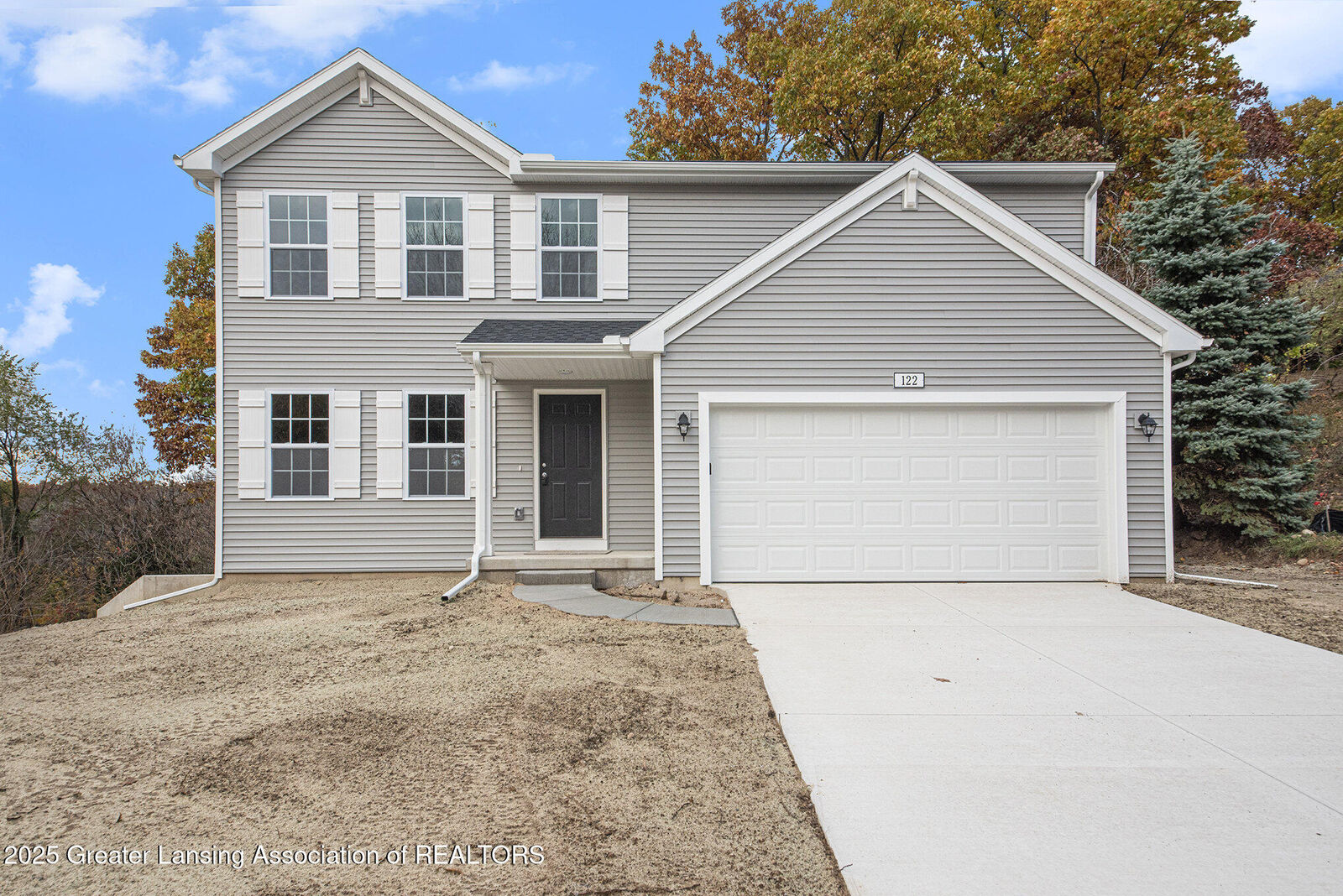 Property Photo:  1055 Woodridge Drive  MI 48879 