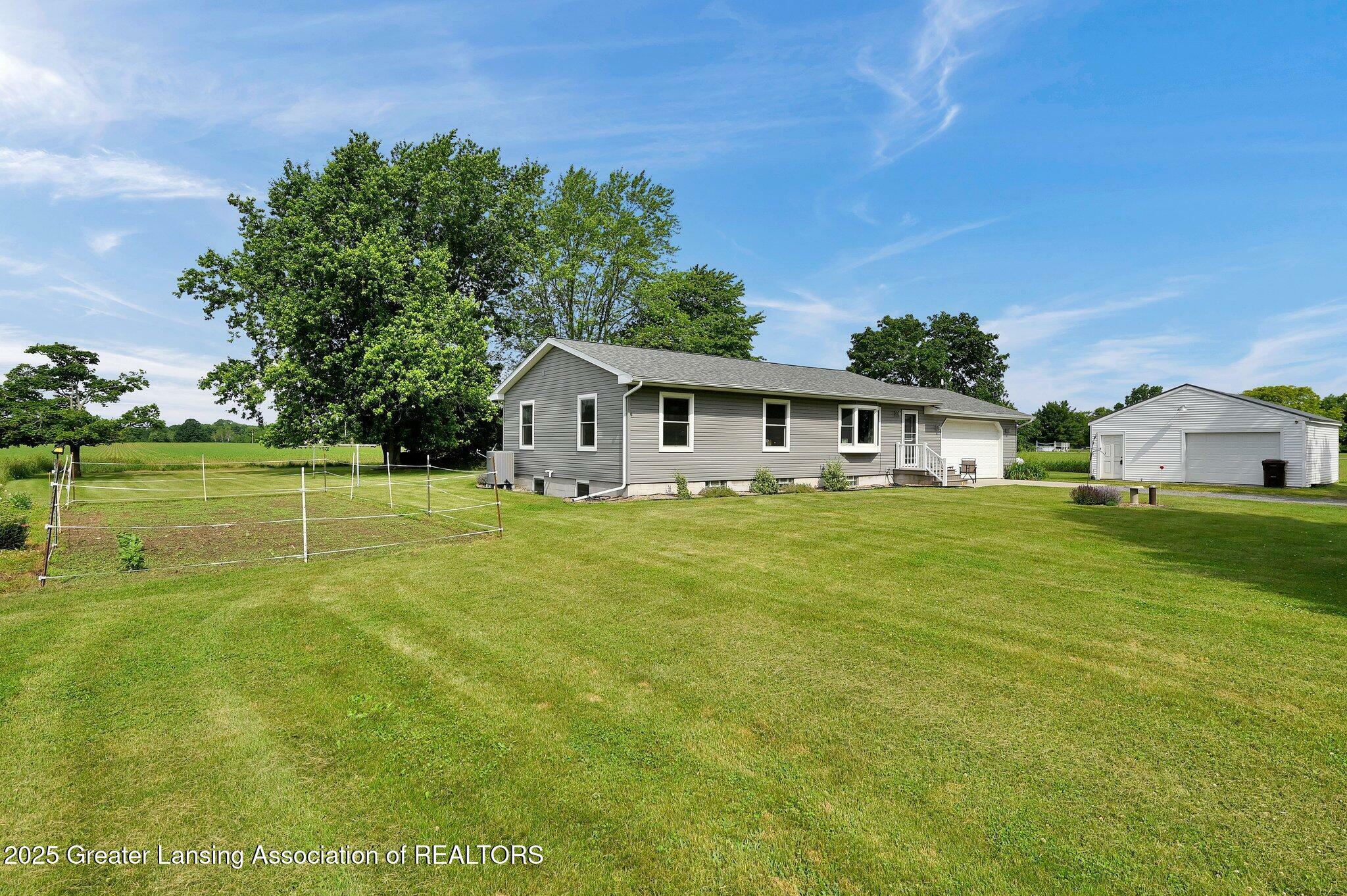 Property Photo: 3220 Meridian Road MI 49251