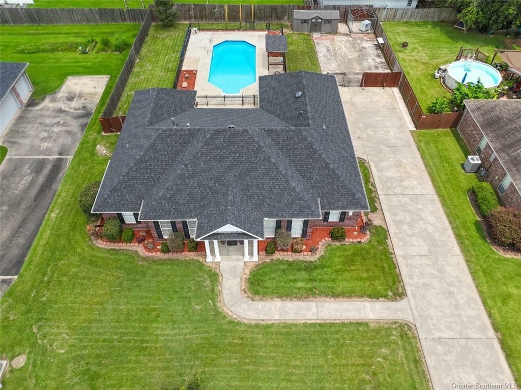 Property Photo:  5733 E Stephie Lane  LA 70605 