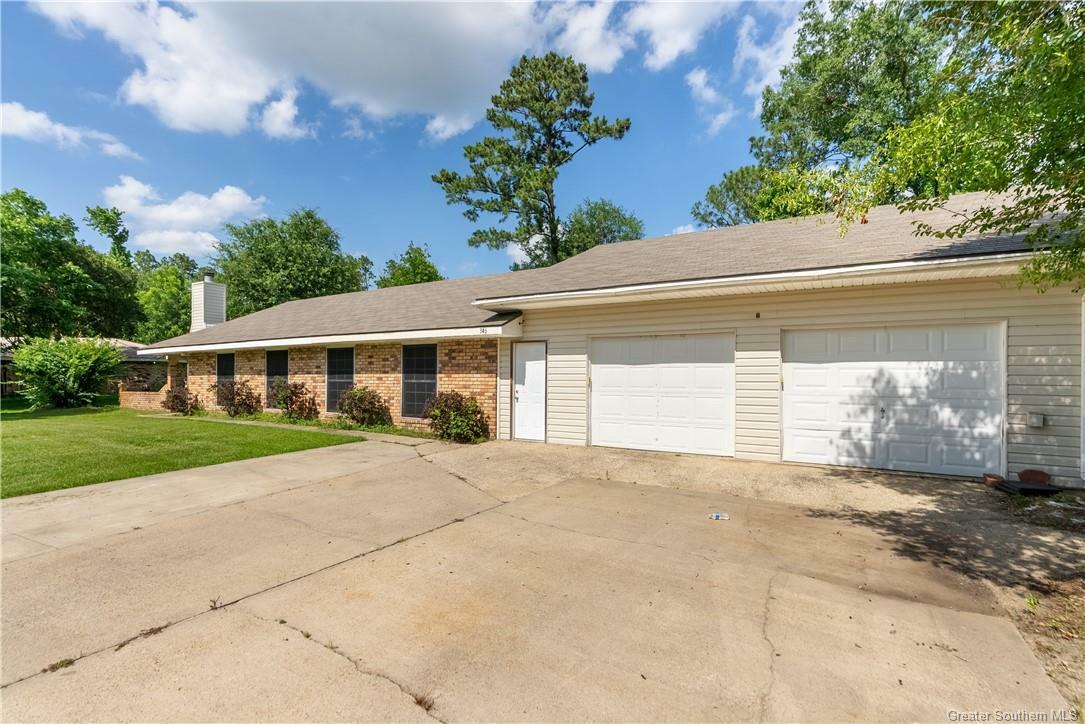 Property Photo: 346 Bronco Lane LA 70611