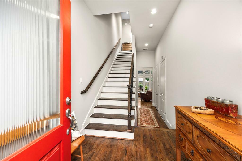 Property Photo: 1616 Wrenwood Lakes TX 77043
