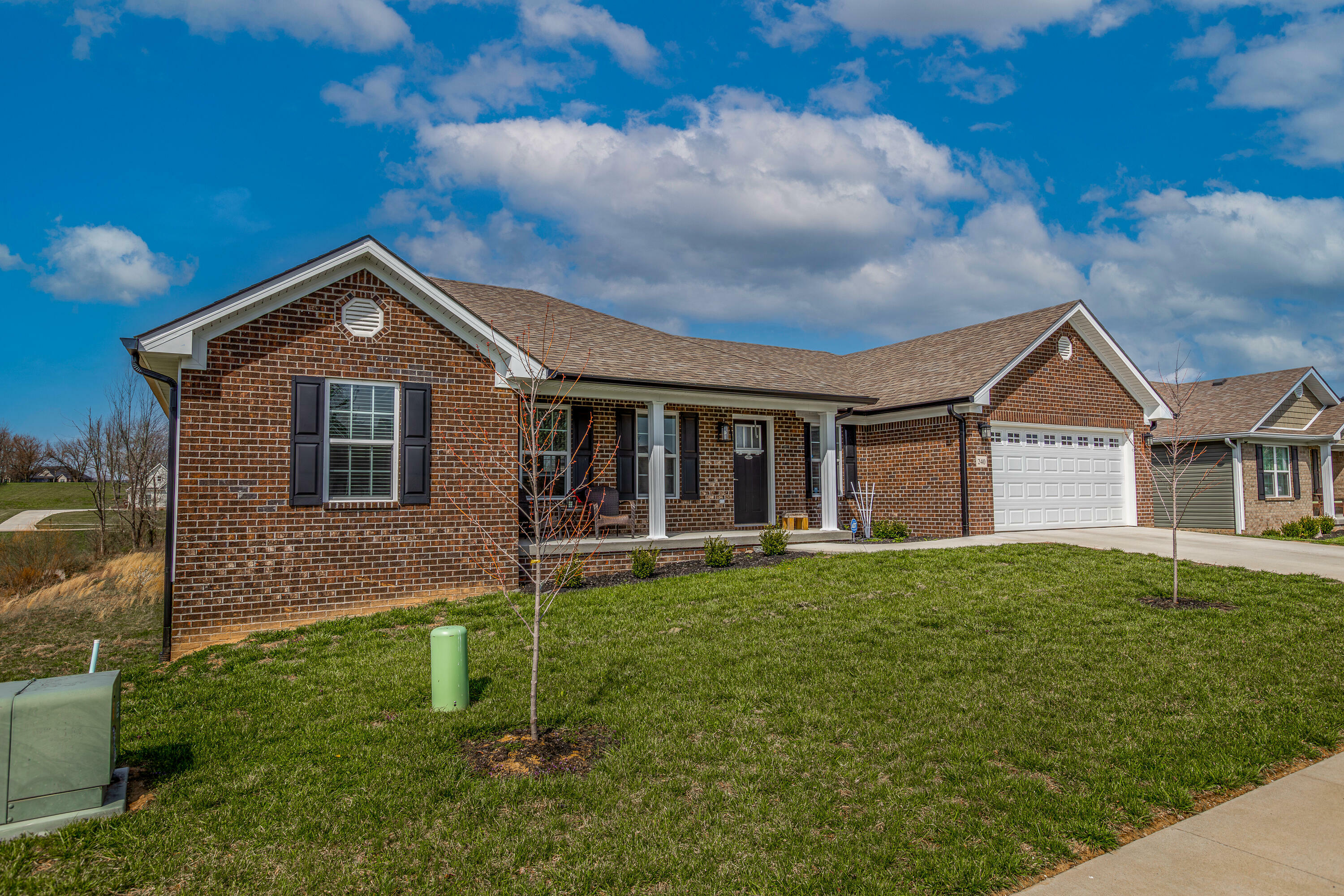 Property Photo: 240 Banyan Boulevard KY 40475
