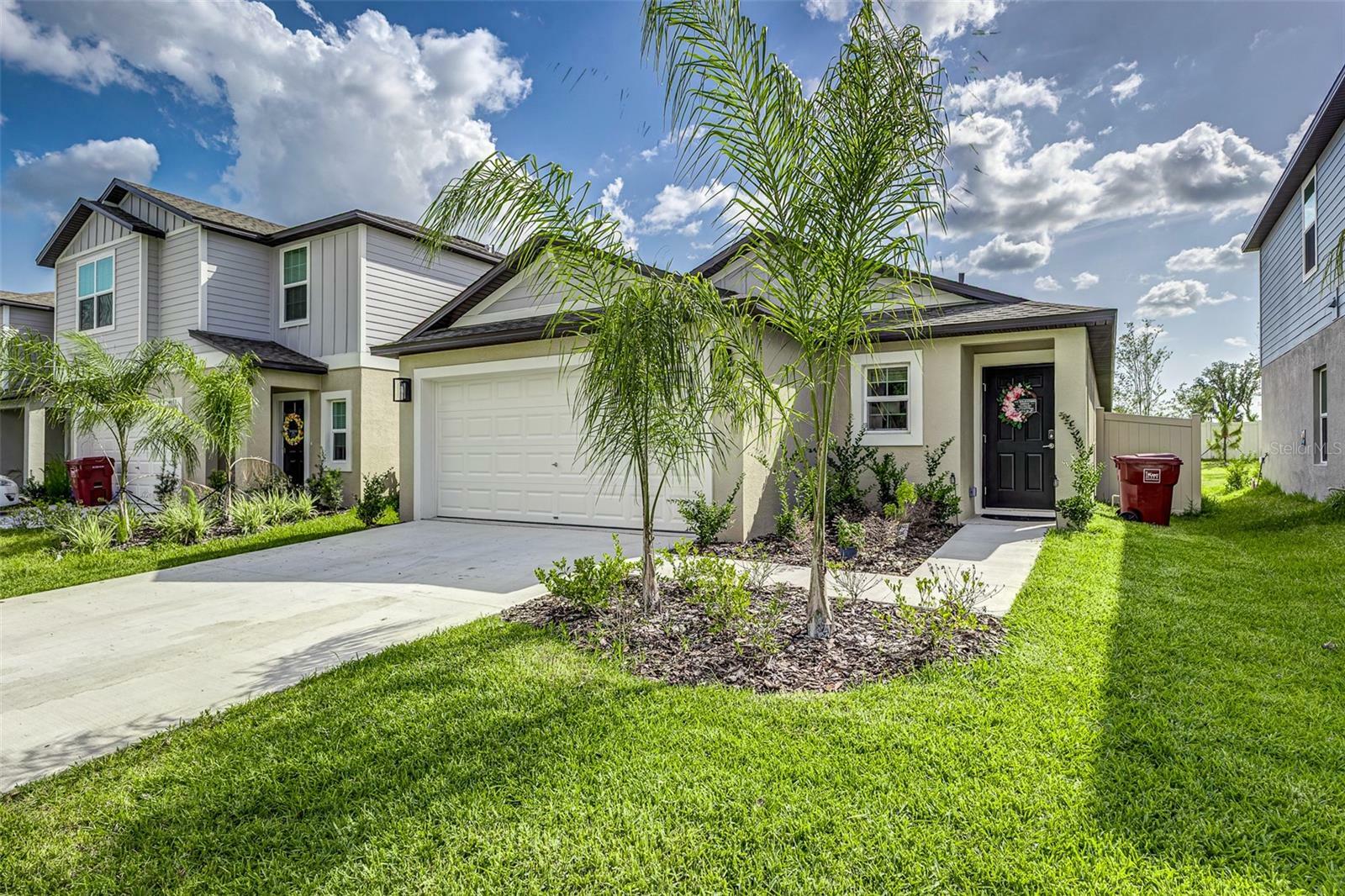 Property Photo: 4035 Radiant Mountain Drive FL 33565