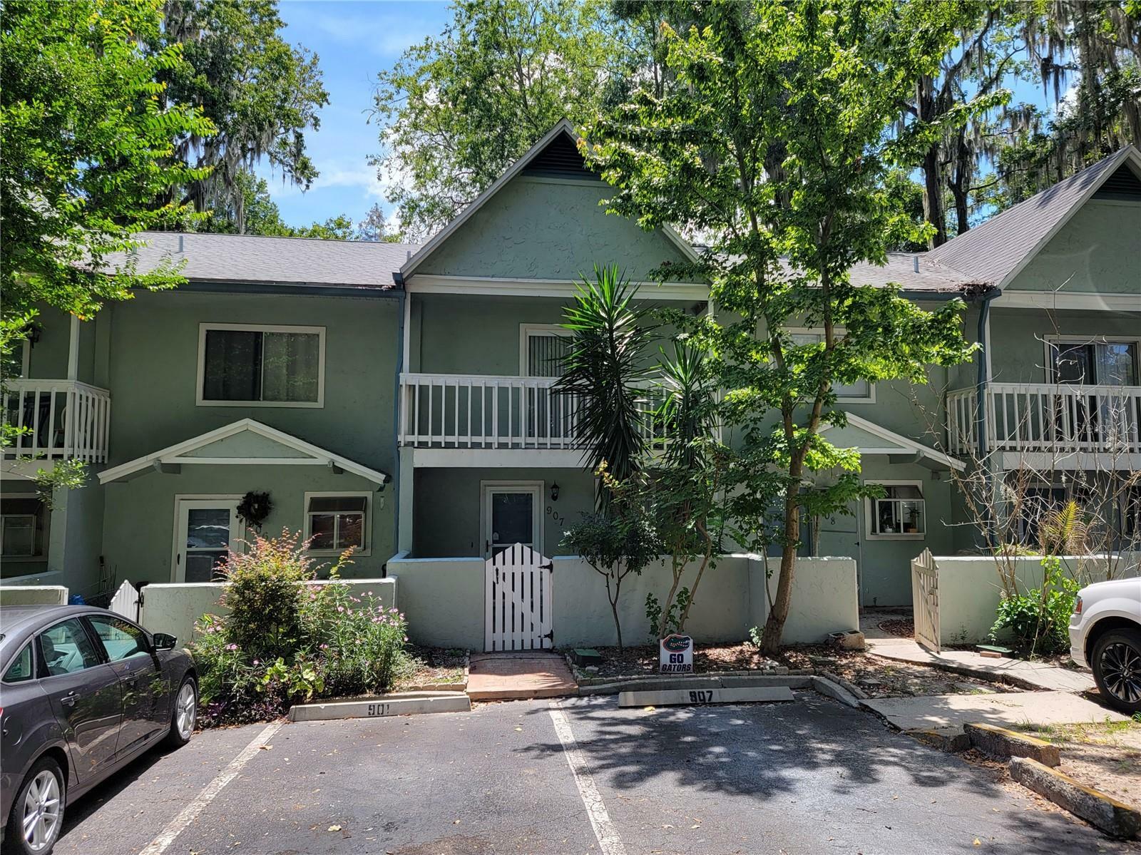 Property Photo: 4411 SW 34th Street 907 FL 32608