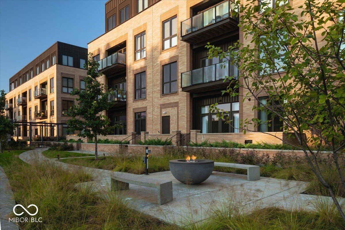 Property Photo: 855 N East Street N 104-B IN 46202