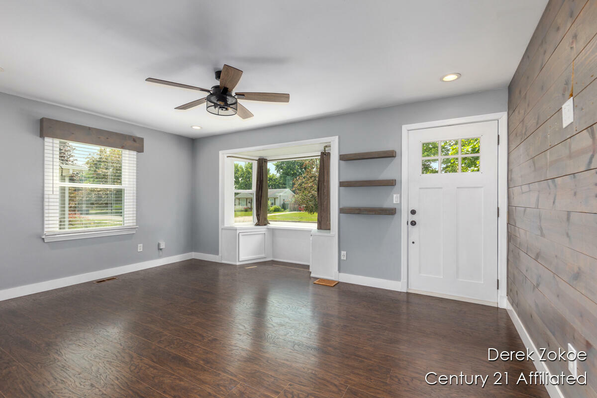 Property Photo: 4246 Flamingo Avenue SW MI 49509
