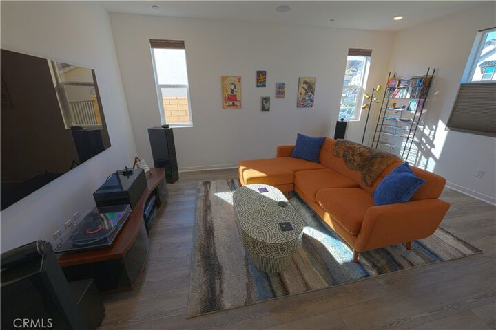 Property Photo: 28706 Wildflower Terrace CA 91384