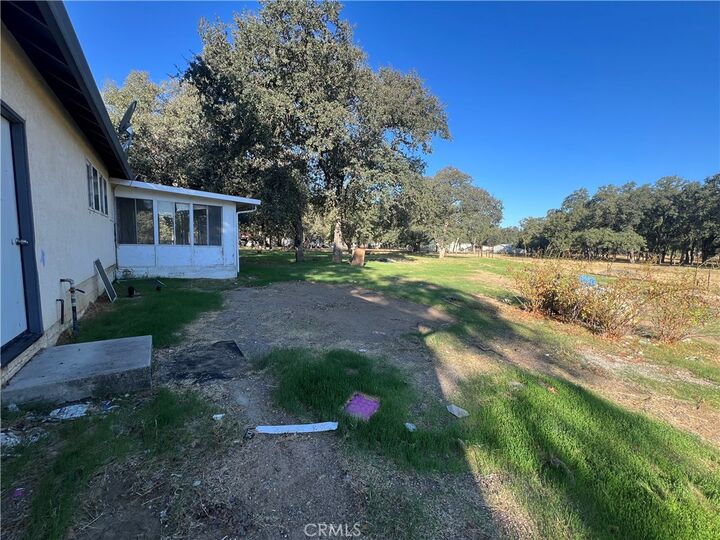 Property Photo: 7487 White Oak Road CA 96021