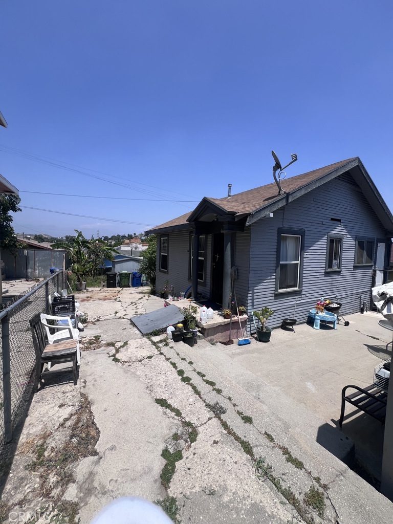 Property Photo:  2829 Blanchard Street  CA 90033 