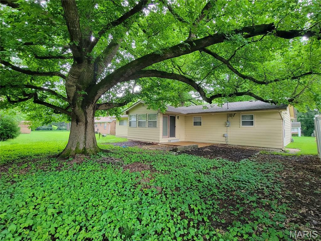 Property Photo: 120 Juniper Drive IL 62221