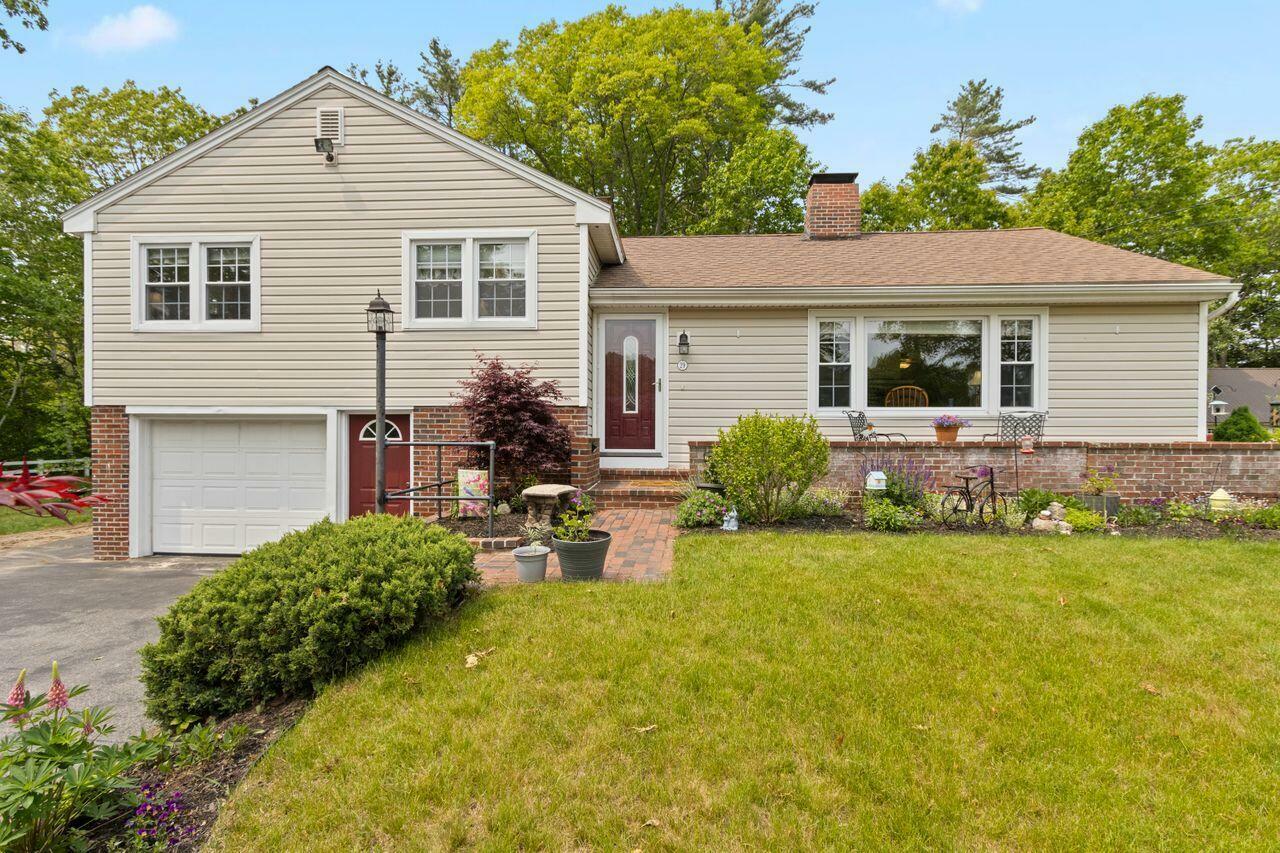 Property Photo: 29 Robinson Road ME 04074