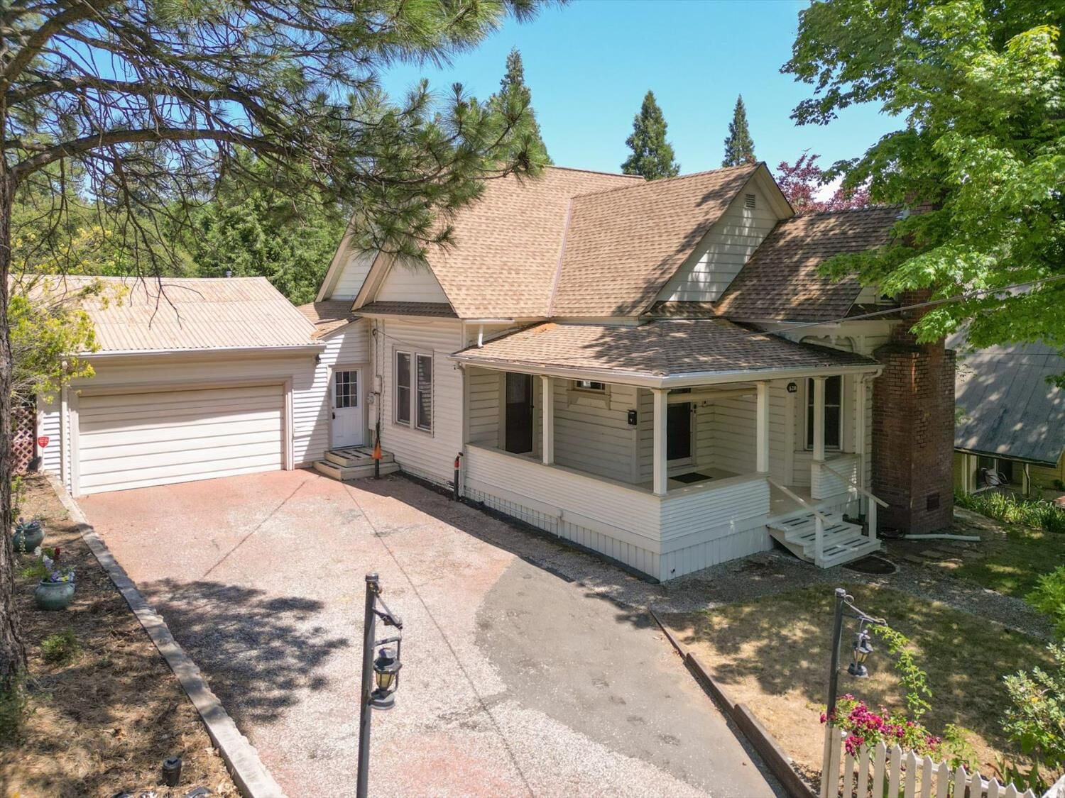 Property Photo:  528 Coyote Street  CA 95959 