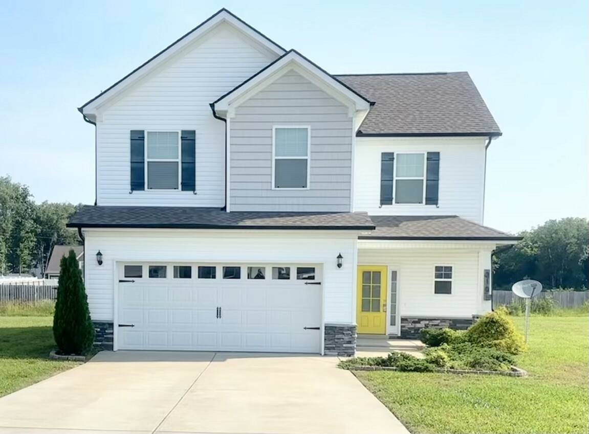 Property Photo: 210 Windyhill St TN 37129
