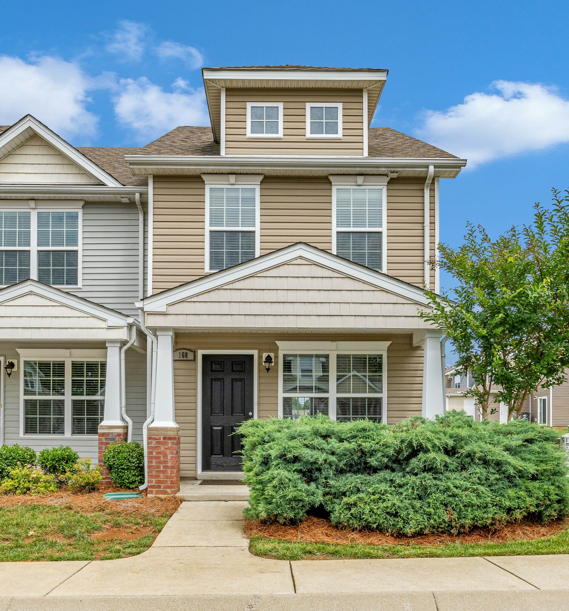 Property Photo: 168 Alexander Blvd TN 37040