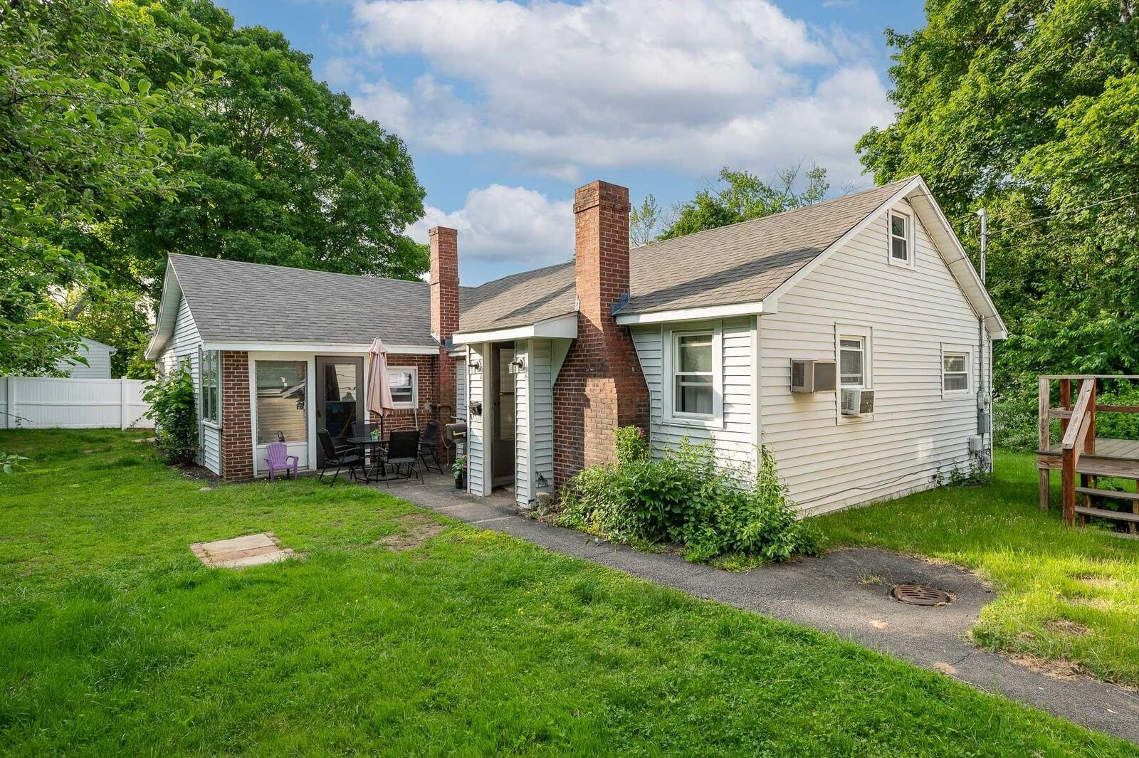 Property Photo:  3 Dodge Street  NH 03867 