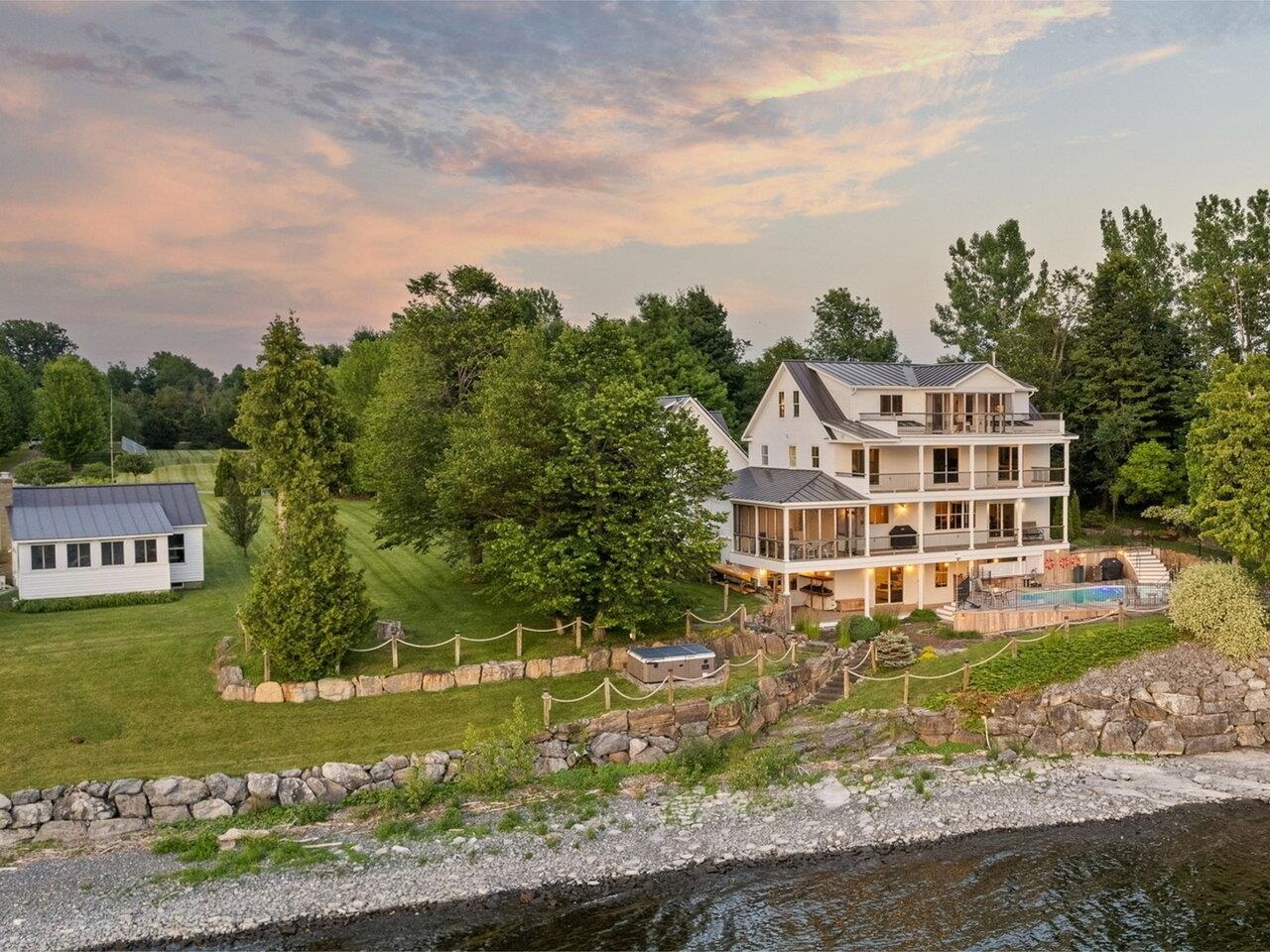 Property Photo:  565 West Shore Road  VT 05486 