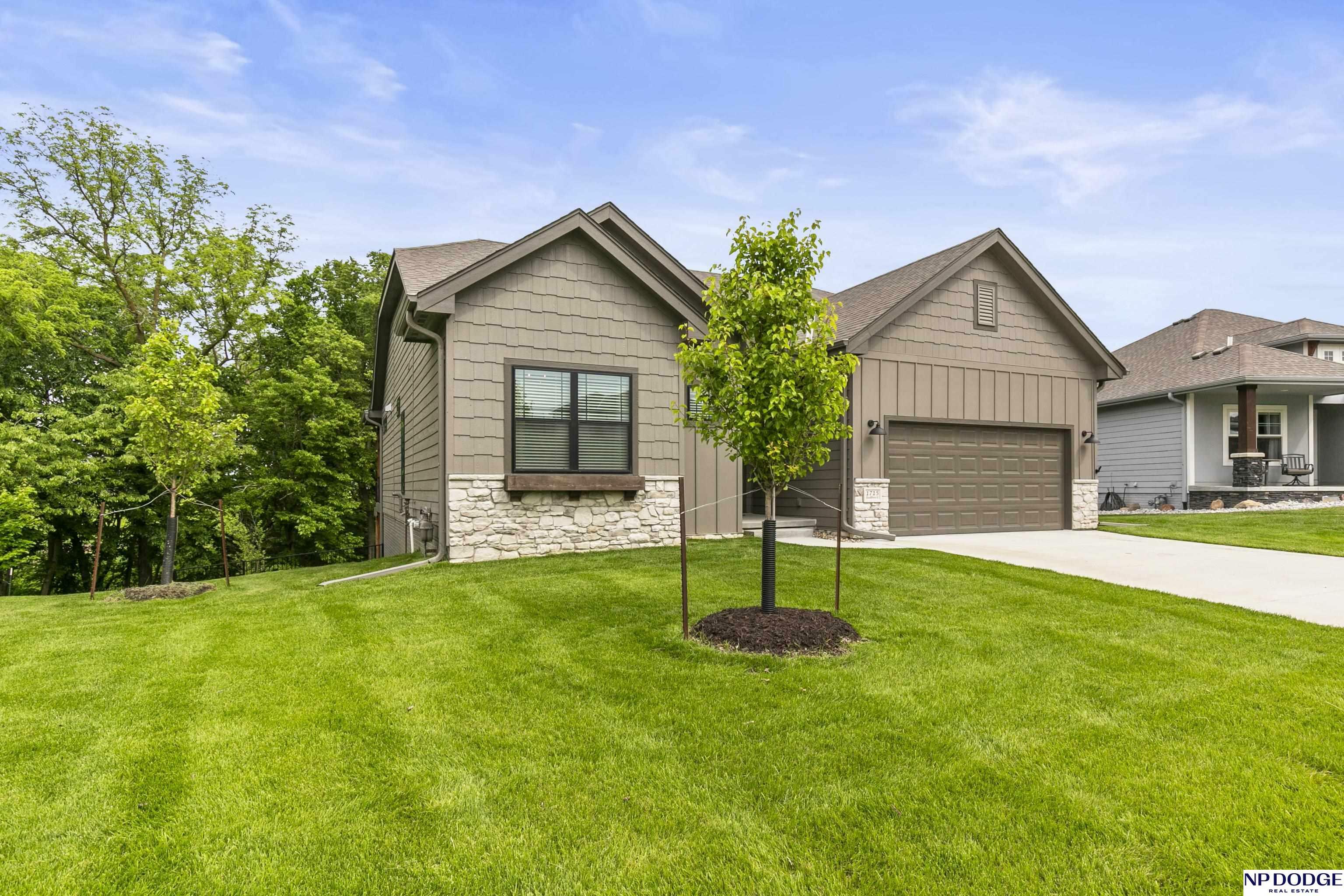 Property Photo: 1715 Blackthorn Street IA 51503