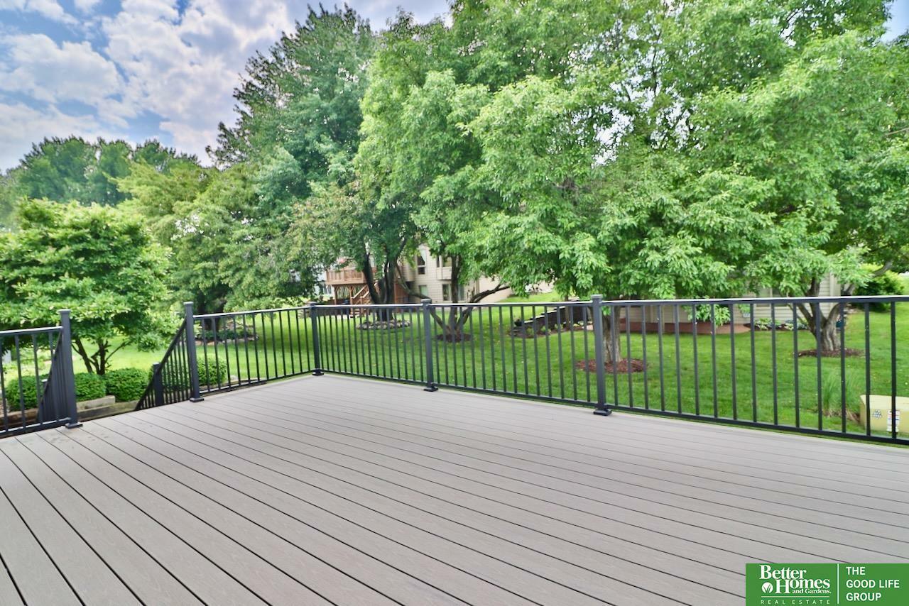 Property Photo: 2330 N 133rd Circle NE 68164
