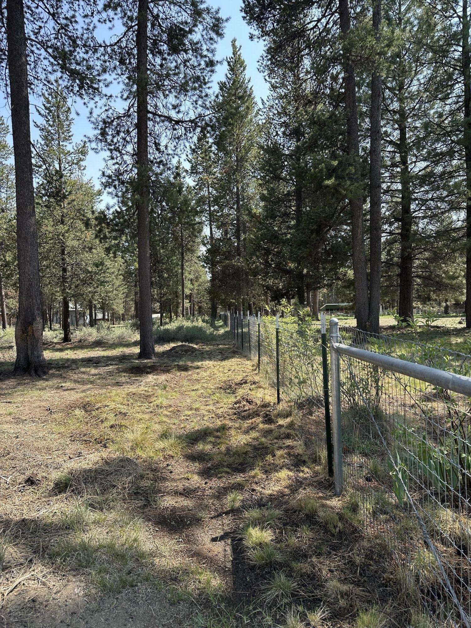 Property Photo: 15929 Sparks Drive OR 97739