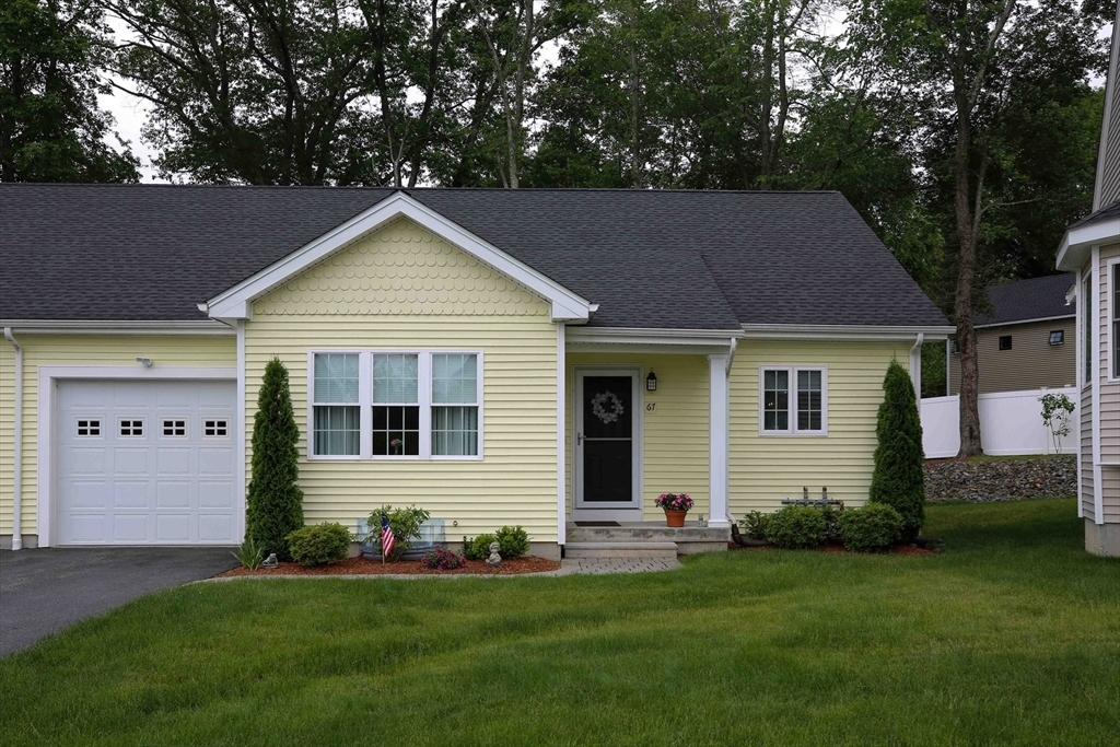 Property Photo:  67 Cobblestone Lane 63  MA 01606 