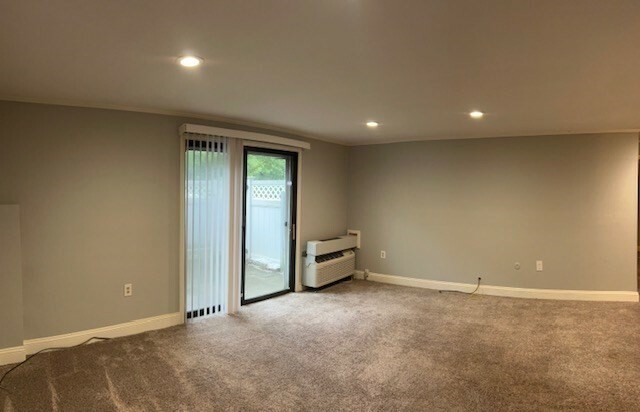 Property Photo: 3 Village Rock Ln 1 MA 01760