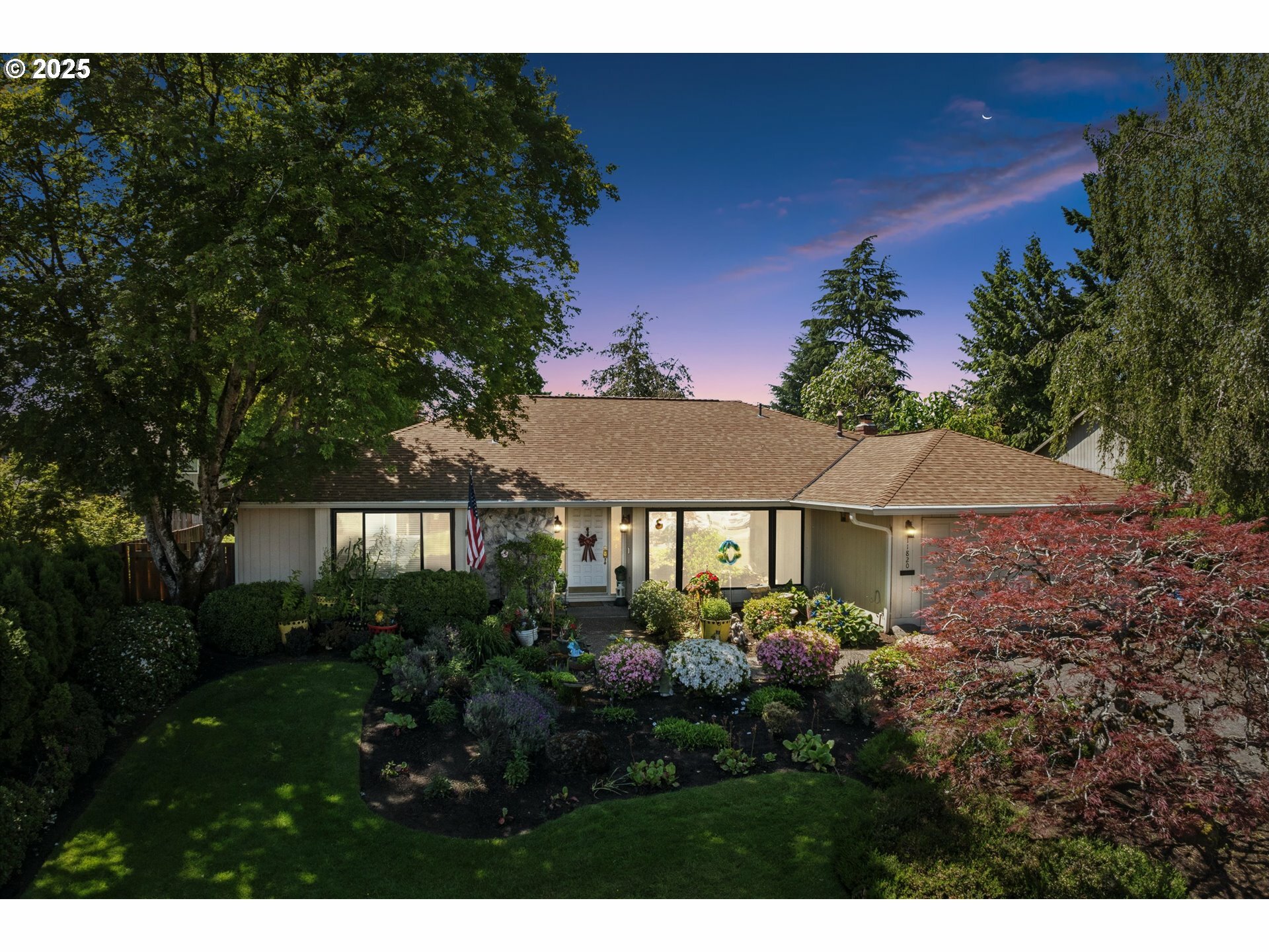 Property Photo: 11820 SW Reid Ct OR 97008