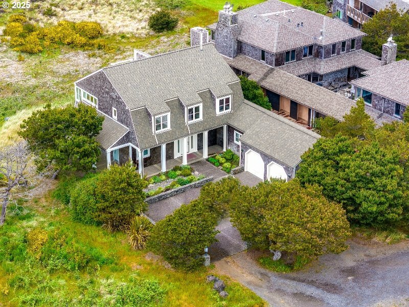 Property Photo: 766 Neacoxie Blvd OR 97138