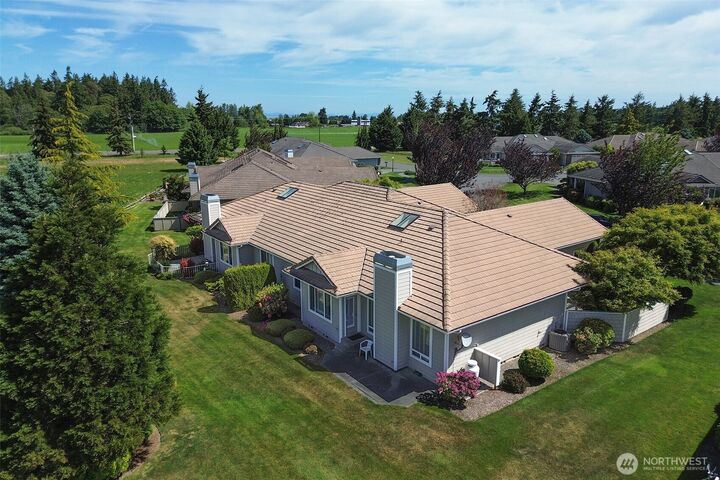 Property Photo: 40 Cascadia Loop WA 98382