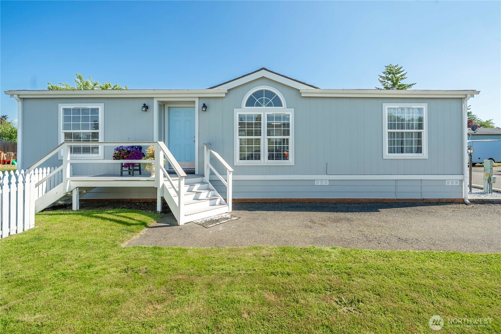 Property Photo: 300 Park Ave 37 WA 98321