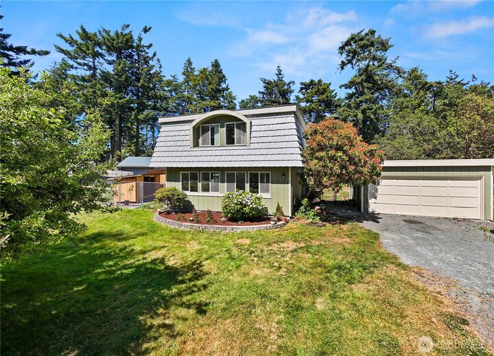 Property Photo: 1930 Fir Woods Place WA 98277