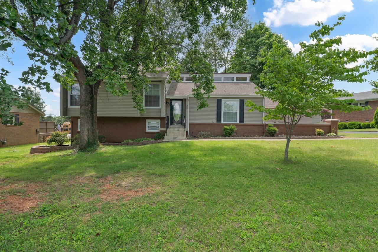 Property Photo:  221 Dorchester Drive  KY 42103 