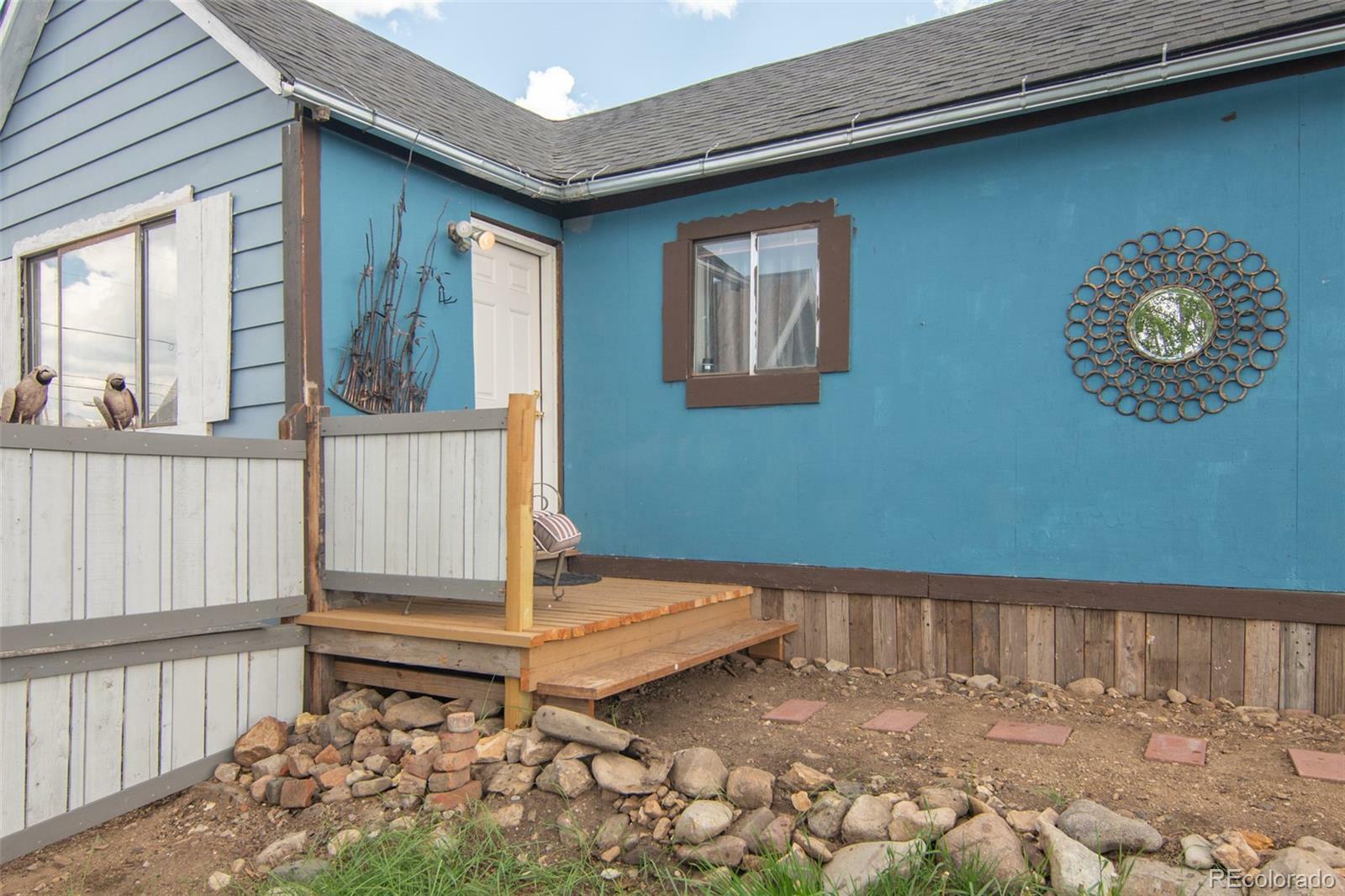 Property Photo:  704 E 6th Street  CO 80461 