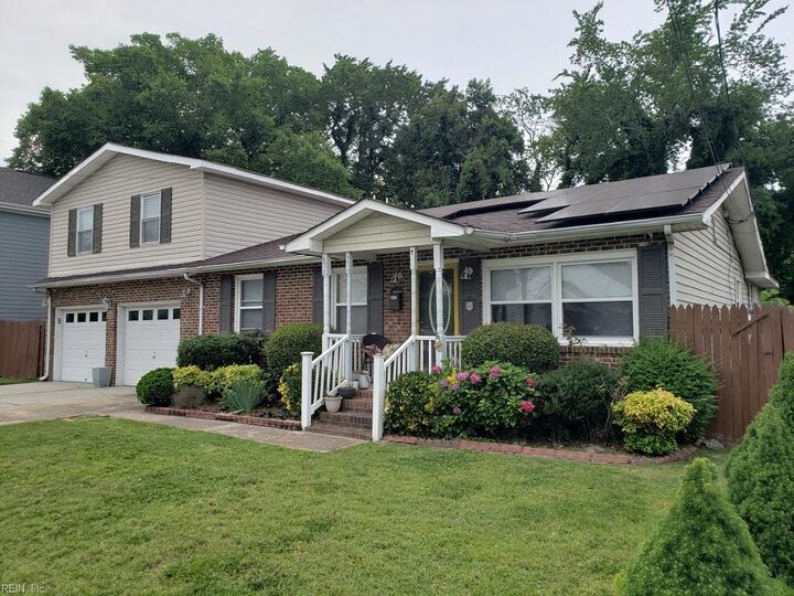 Property Photo: 916 Hatton St VA 23523