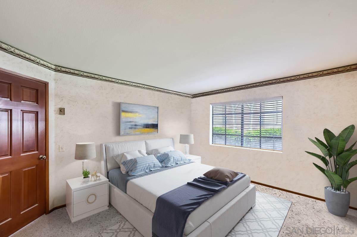 Property Photo: 8870 Villa La Jolla Dr 210 CA 92037