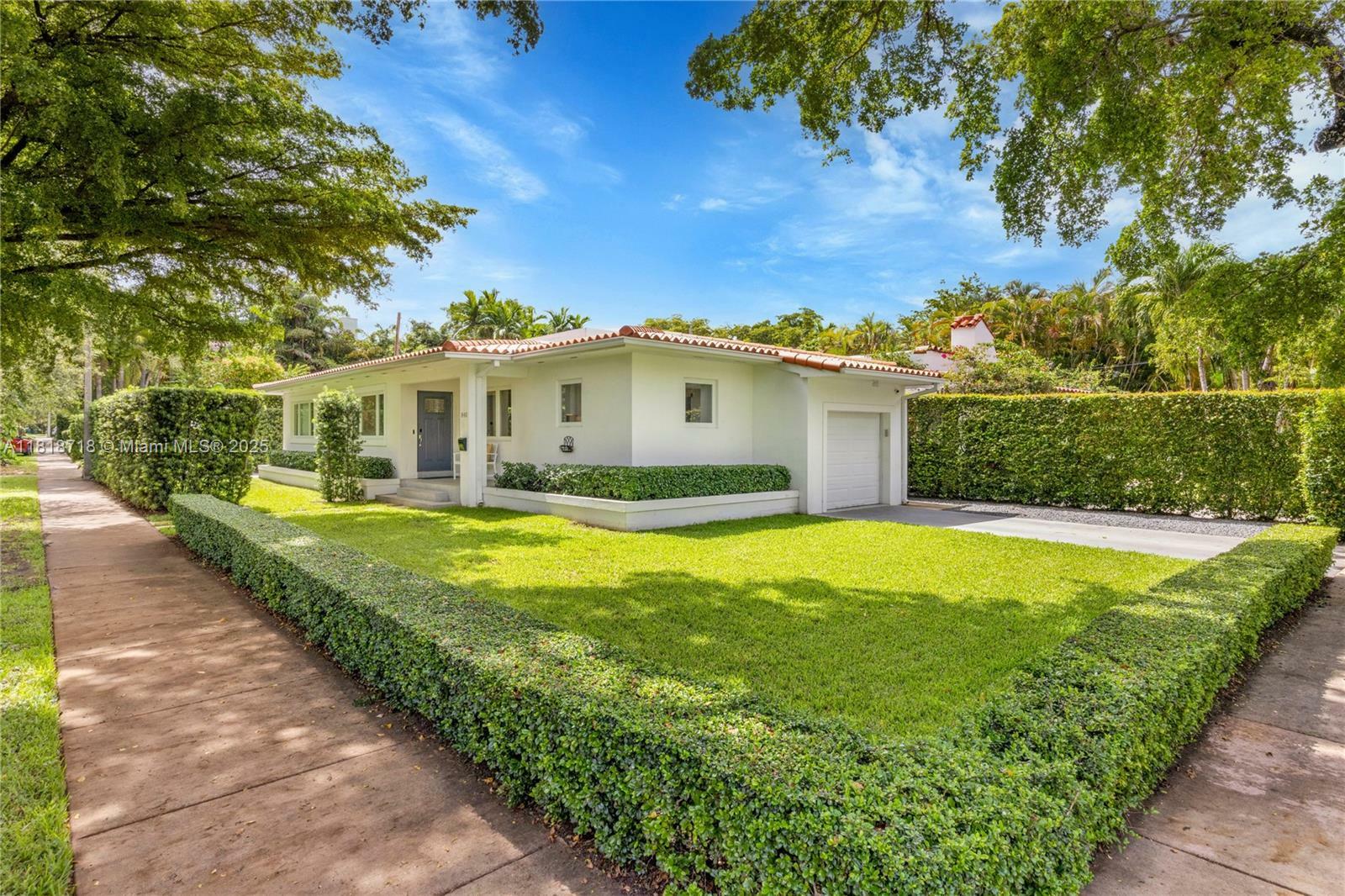 840 Algeria Ave  Coral Gables FL 33134 photo