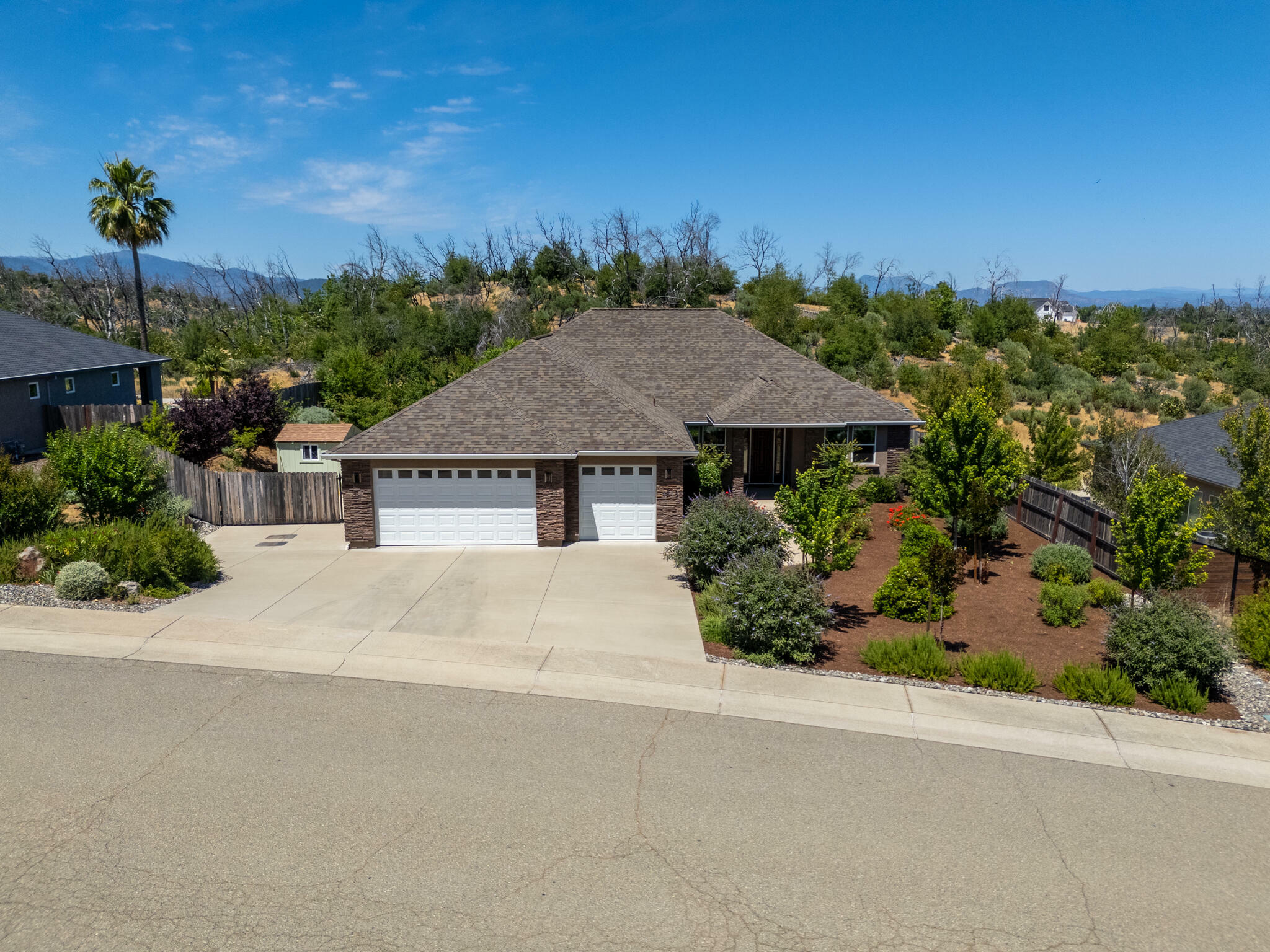 Property Photo: 4648 Kilkee Drive CA 96001
