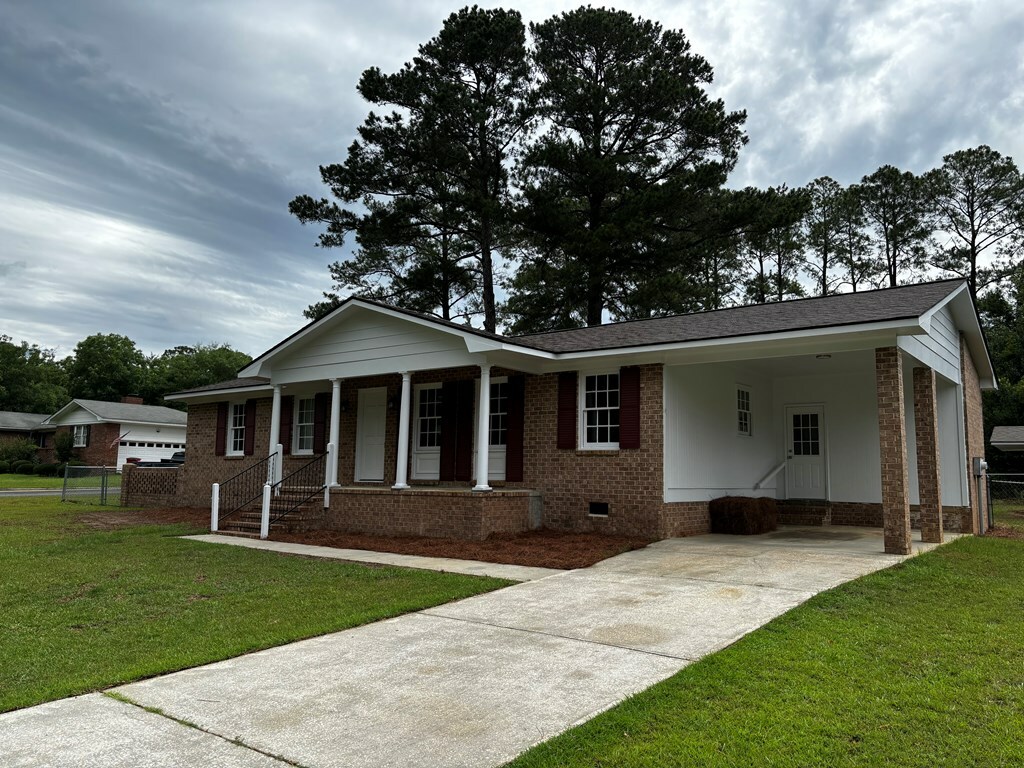Property Photo:  2019 North Central  GA 31794 